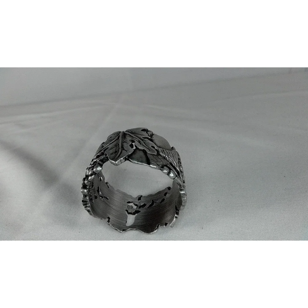 Longaberger Falling Leaves Pewter Napkin Rings Set of 4 In‎ Original Box (2001)